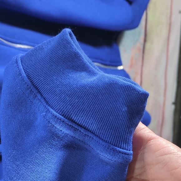 Bridge Gate Blue Zippered Sweatshirt - Picture 5 of 6